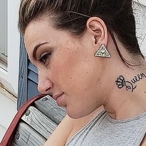 Meet your Posher, Jade